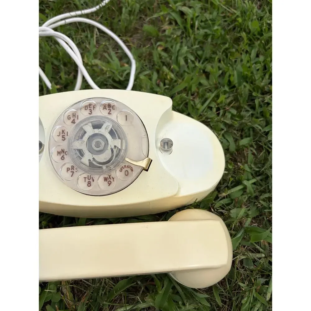 Vintage Western Electric THE PRINCESS Rotary Phone 702B Bell System 64 UNTESTED